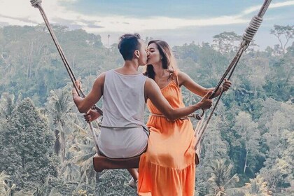 Bali Swing, Monkey Forest and Waterfalls Tour