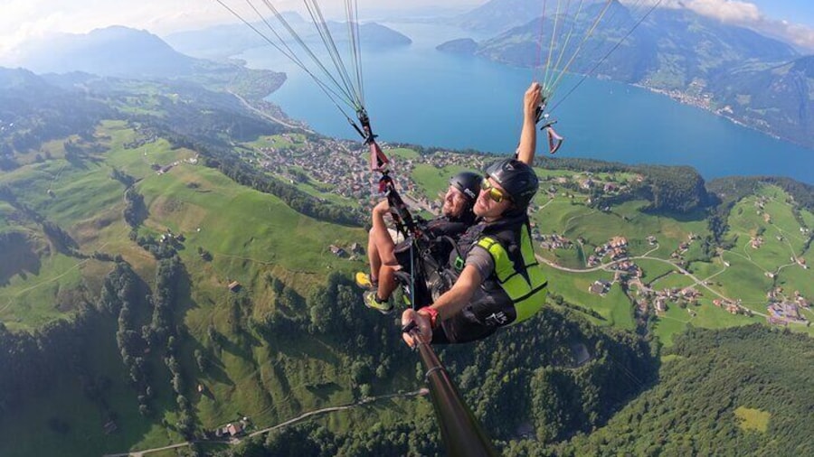 Lucerne Paragliding Tandem Flights