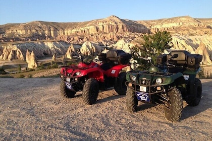 Recorrido en quad por la puesta del sol en Capadocia