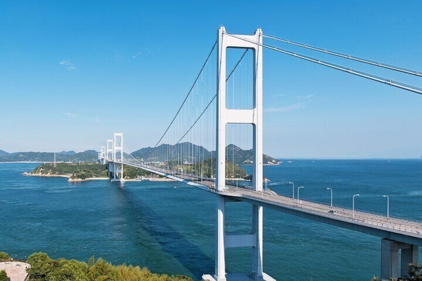 *If any of you are interested, you can rent a bicycle to ride the Shimanami Kaido.

Rental bicycles: ￥3000-8000 (≒20-60 USD)/12 hours
https://visitshimanami.com/bike-rental/