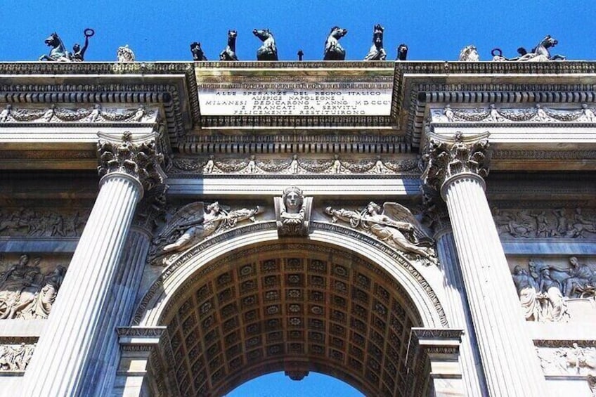 Guided Walking Tour and Skip the Line to the Last Supper in Milan