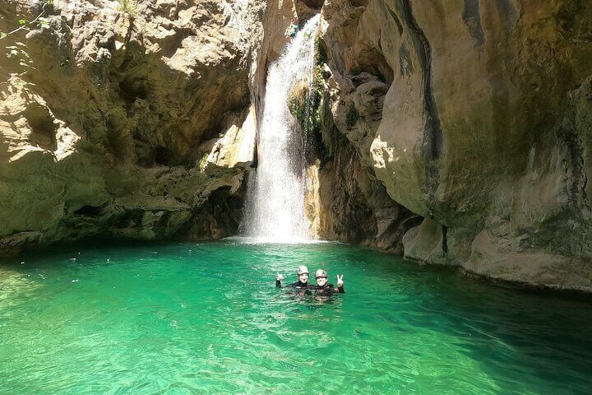 Canyoning in Rio Verde with photos from Granada