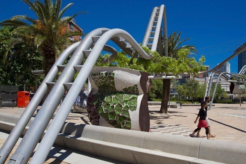 Electric skateboard tour of promenade and parks