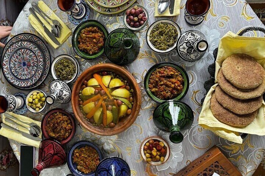 Moroccan Cooking Class and Market Tour with Local Family