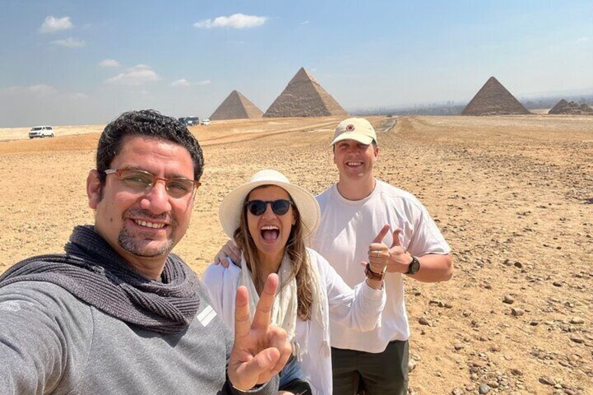 Luxurious Tour to Giza Pyramids, Khafre's Valley Temple & Sphinx 