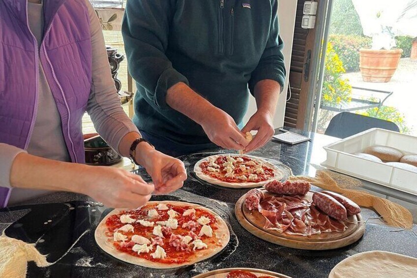 Home Made Pizza Cooking Class in Tuscany with small group