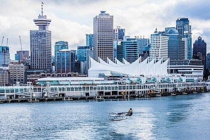 Vancouver 6hr Private Walking Tour with Certified Guide