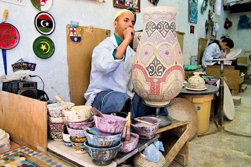 Full Day Tour in Fez with Lunch and Transfer to Casablanca