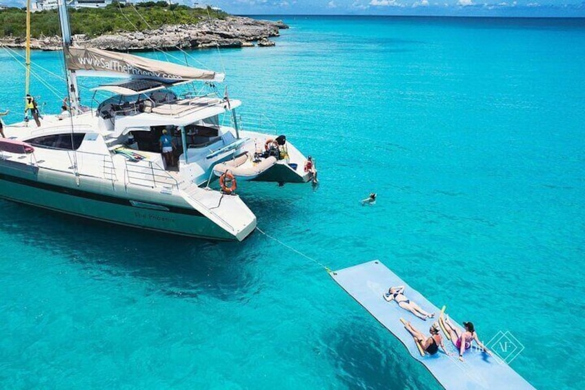 5 Hour Luxury Catamaran Day Sail in Sint Maarten