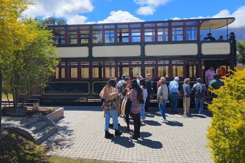 Wine Tasting tour at Stellenbosch & Franschhoek in Private car