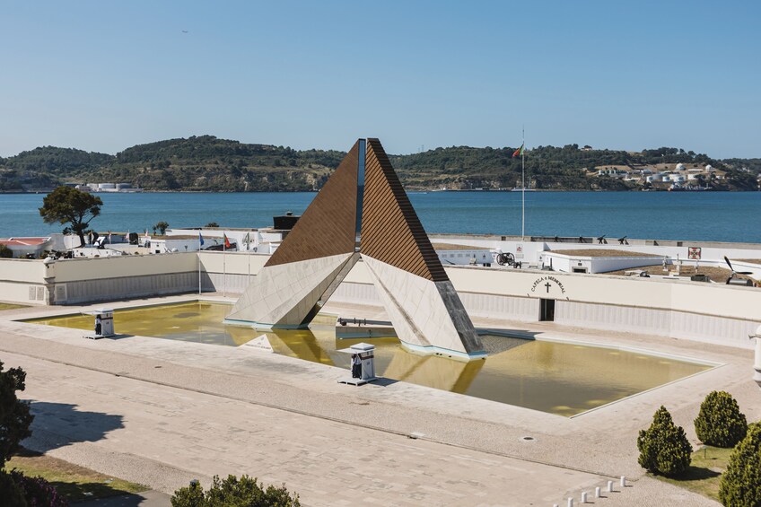 Belém & Modern Lisbon Hop-On Hop-Off Bus Tours