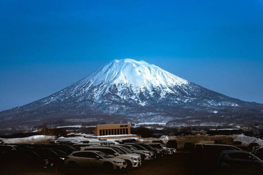 Hokkaido Niseko Ski Day Tour（Depart from Sapporo）