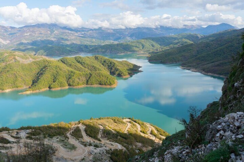 Hiking in Tirana – Day tour of Bovilla Lake from the City