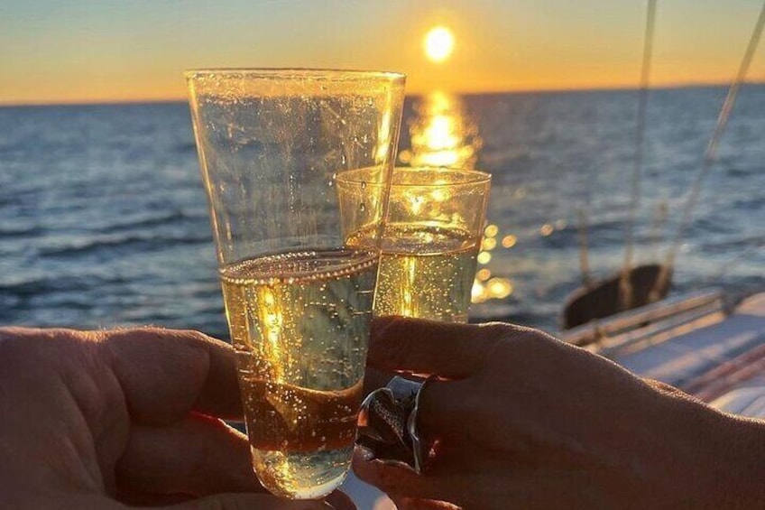 Sunset Sailing in Sitges with Oysters