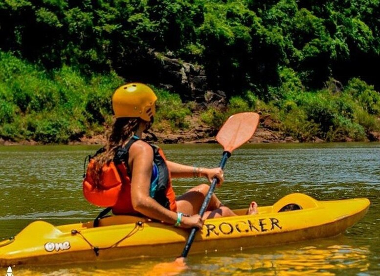 Picture 9 for Activity Foz do Iguaçu: Guided Canoeing and Waterfalls Expedition