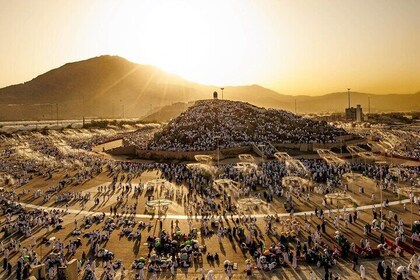 Un viaggio spirituale attraverso i luoghi santi della Mecca