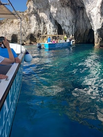 Syracuse: Boat Tour with Captain Mirko, Snorkelling & Caves