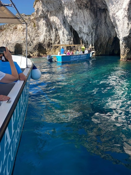 Syracuse: Boat Tour with Captain Mirko, Snorkeling & Caves