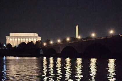 Customisable Private Night Tour of Washington DC