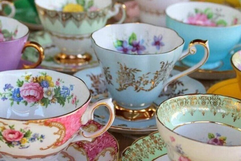 Vintage crockery sets the vibe for this experience