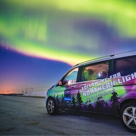 Saariselkä: Aurora Hunting Tour with Northern Lights Experts