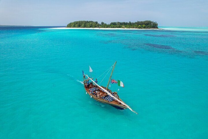 Full Day Mnemba Island Luxury Dhow in Zanzibar