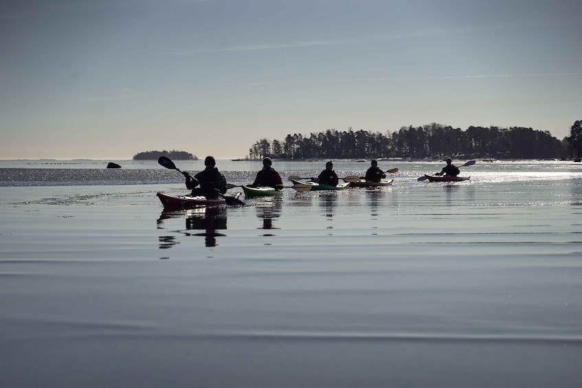 Helsinki: Winter Kayaking in Eastern Helsinki Archipelago