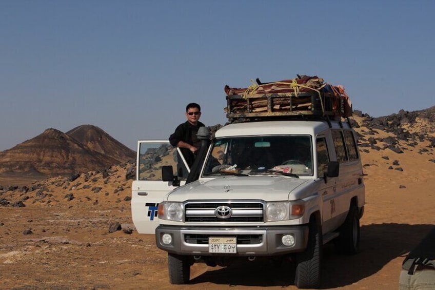 White And Black Desert Tour 2 Days 1 Night