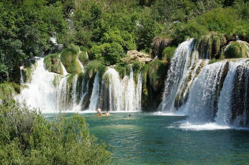 Krka Waterfalls Guided Tour From Split with Lunch