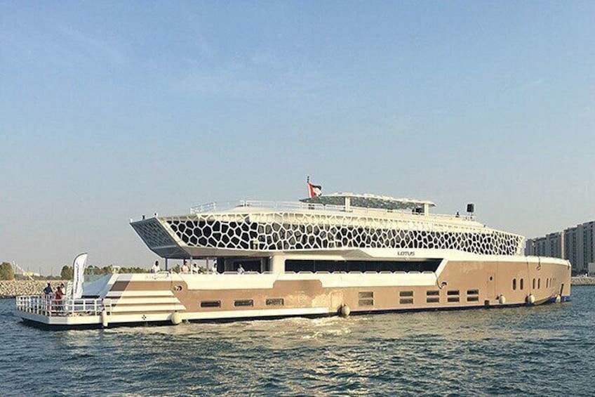 Dubai Lotus Mega Yacht 3 Hours Dinner Cruise Tour