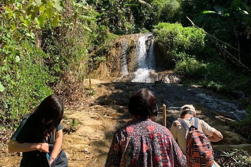 1 Day Muang Ngoy Waterfall, Local Village and Kayaking