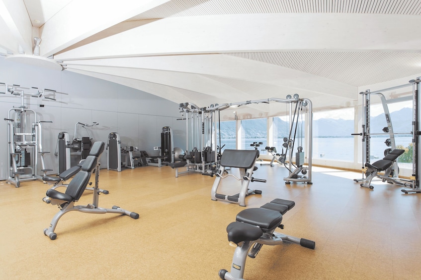 Picture 1 for Activity Locarno: Day Pass to Lido Locarno Fitness Center