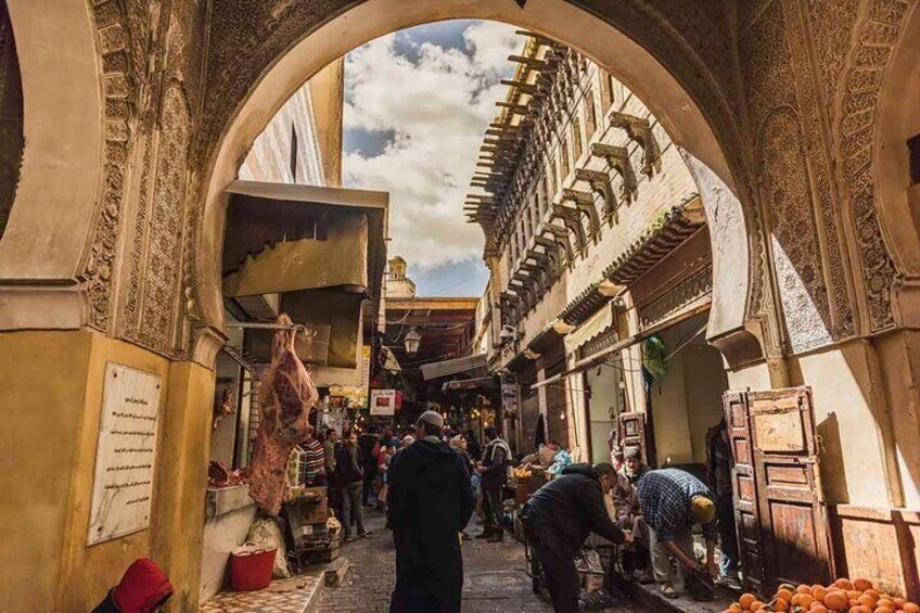  Fes Medina Private Shopping Tour with local Guide