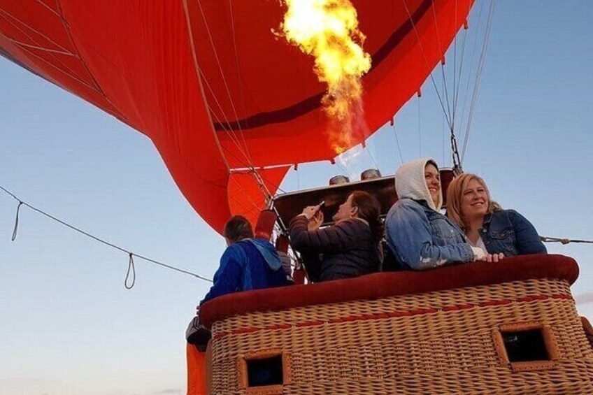 Experience Hot Air Balloon Fly & Berber Breakfast - Marrakesh