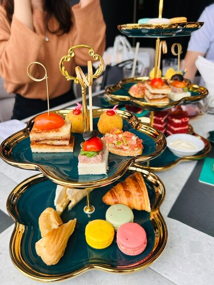 SENS - DINE & WINE High Tea