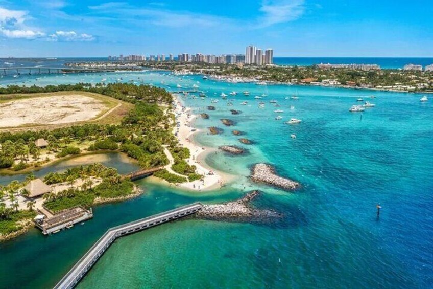 West Palm Beach Private Boat Cruise and Tour with a Captain