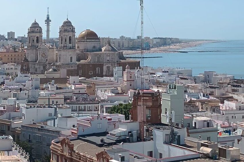 Cadiz Food Tour with Drinks