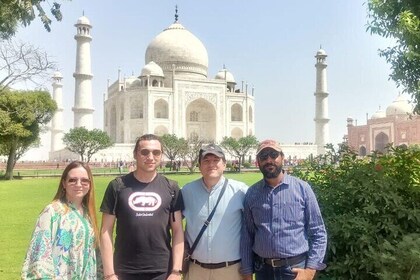 Visite privée du Taj Mahal et du fort d'Agra le même jour au départ de Delh...