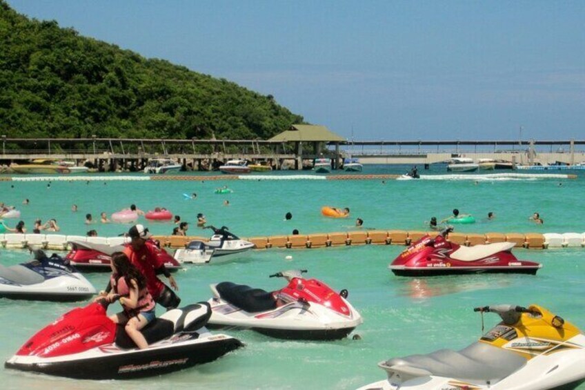 Pattaya Coral Island Join Tour with Lunch