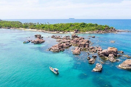 Phu Quoc FullDay Discovery 4 island Tour with Cable-Car