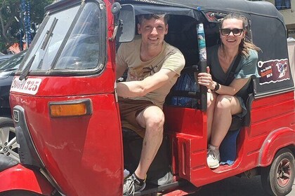 Hoteller i nærheden af Tuk Tuk Hotel Pickup & Guide