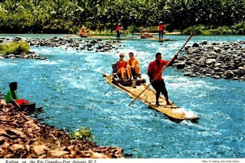 Rafting on the Riu Grange River 