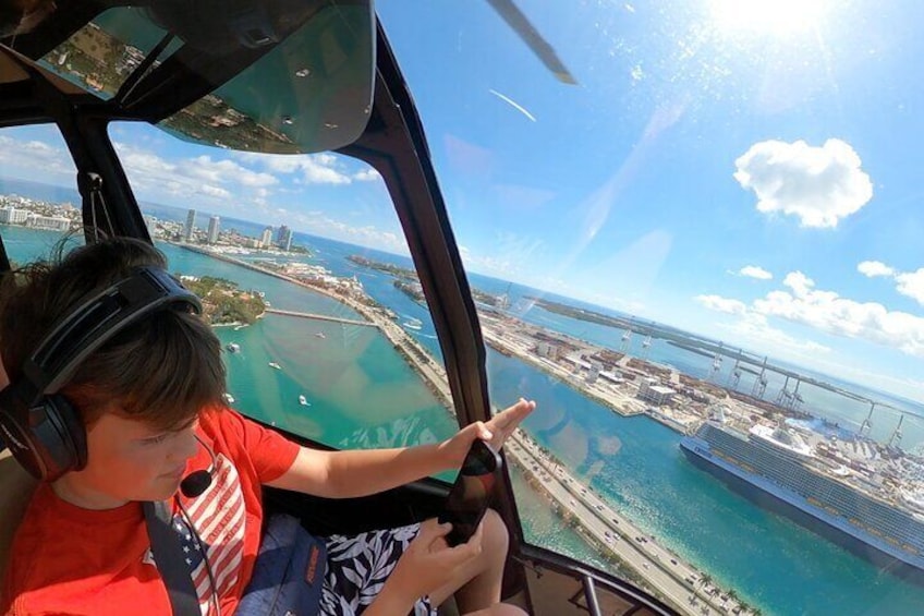 Private Luxury Helicopter Tour in Miami and South Beach