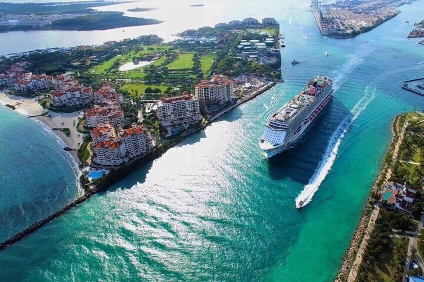 30-minute Miami Scenic Helicopter Tour