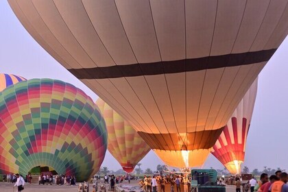 1 Day Private Tour with Hot Air Balloon from Marsa Alam to Luxor