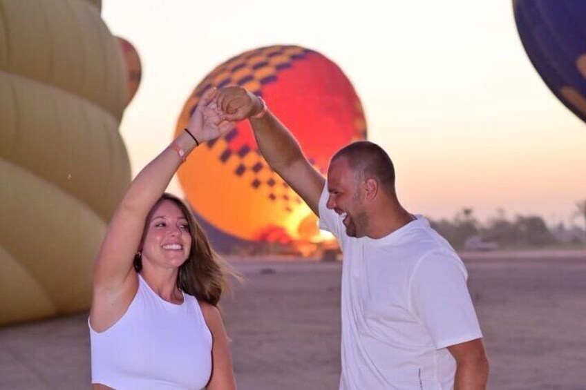 Luxor in a Day West Bank Tour with Hot Air Balloon From Hurghada