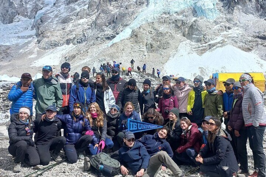 Group of hikers at EBC