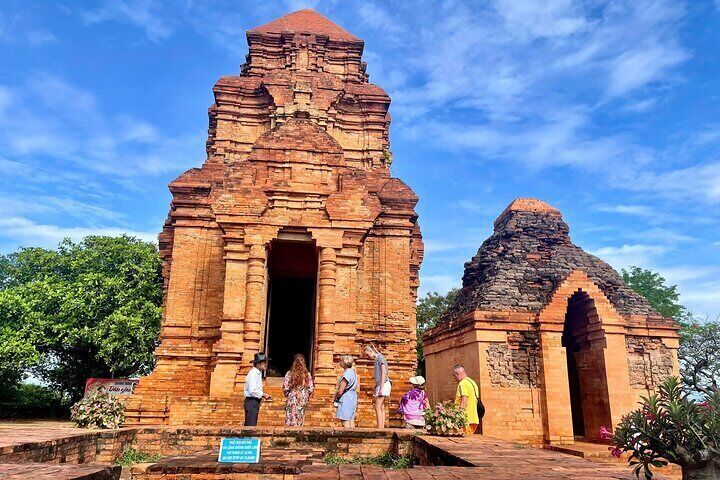 Discover Ta Cu Mountain, Lying Buddha, Phan Thiet City,Cham Tower