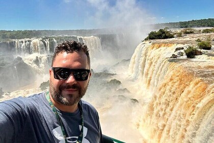 Circuit de 2 jours : Cascades brésiliennes et argentines et parc ornitholog...