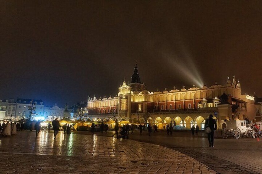 Christmas Walking Tour with Krakow's Christmas Market